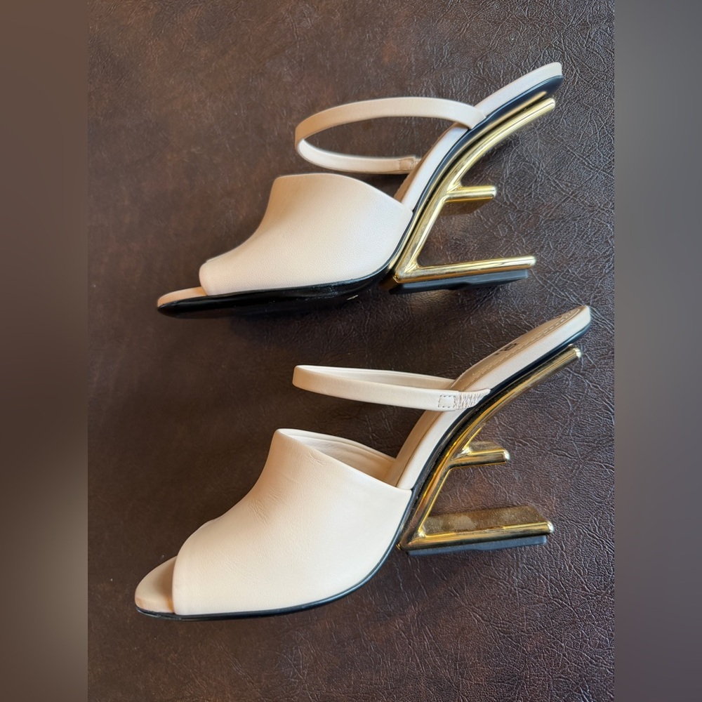 ⚡️Fendi⚡️First Vitello 95mm F-Heel Slide Sandals - Picture 3 of 10